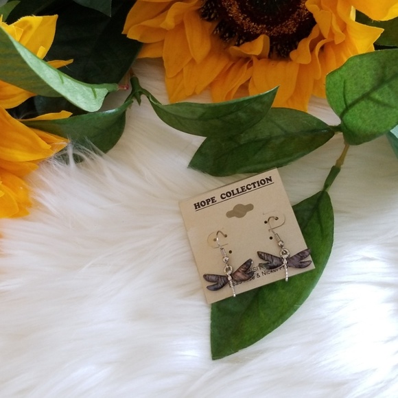 Hope Collection Butterfly Earring - Picture 3 of 3